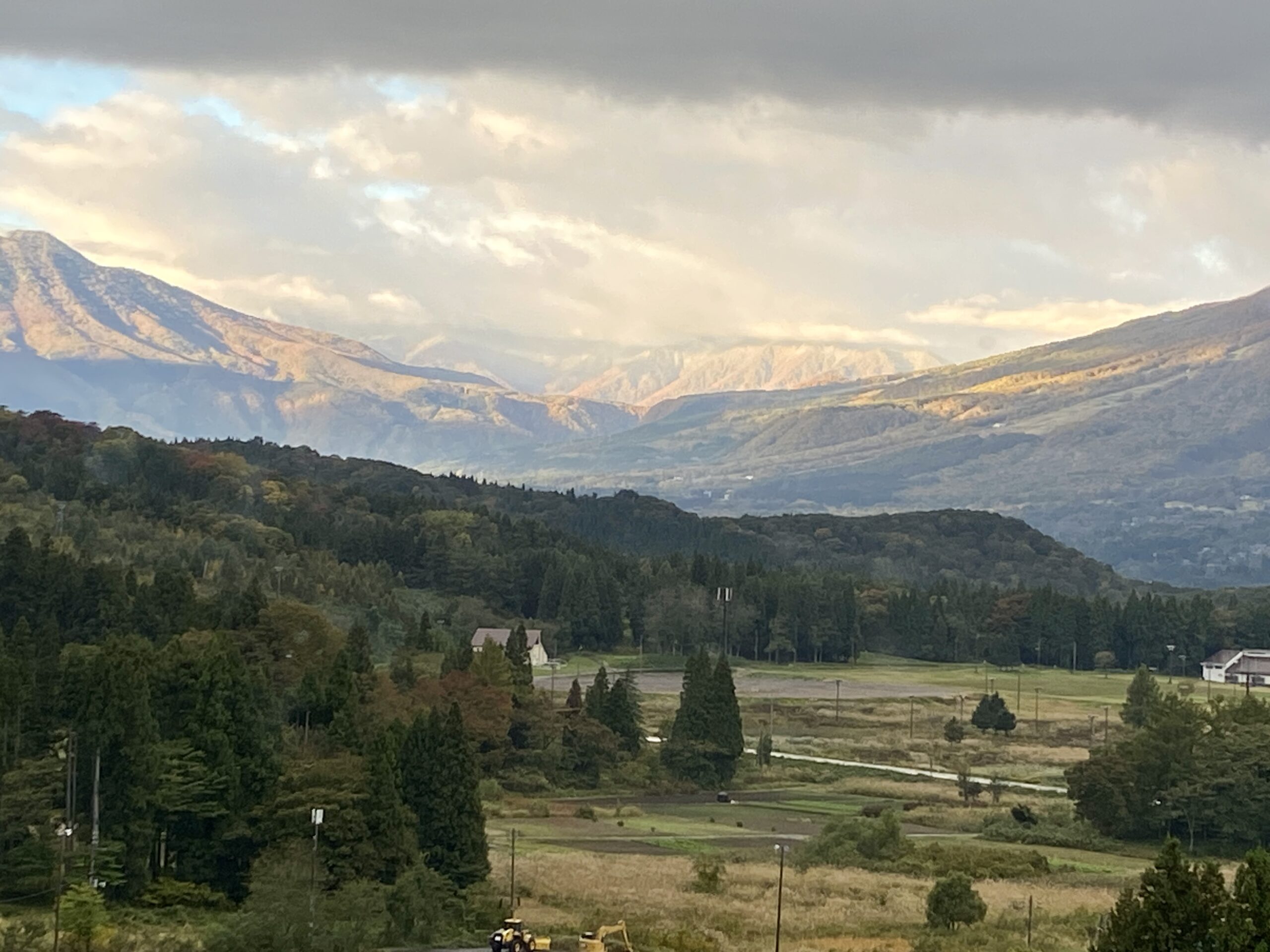 アパホテル＆リゾート＜上越妙高＞から眺める　妙高山